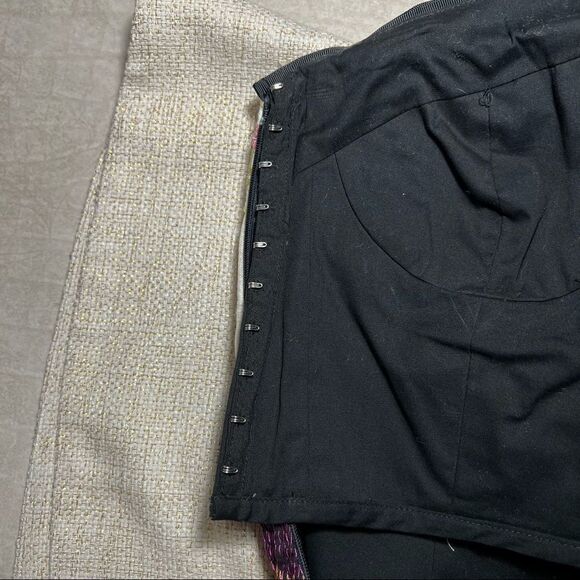 Meghan LA tweed set  - Picture 8 of 16